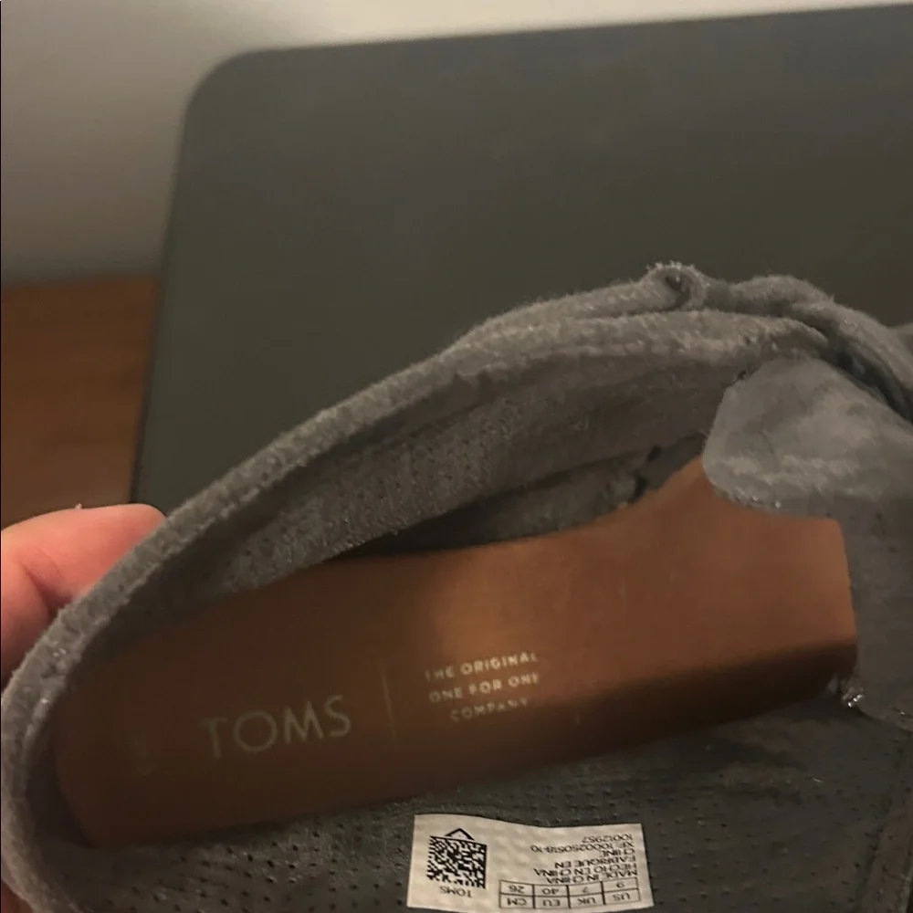 Toms Gray Suede Wedge Booties  C - Picture 6 of 6